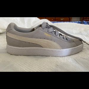Gray Suede Pumas